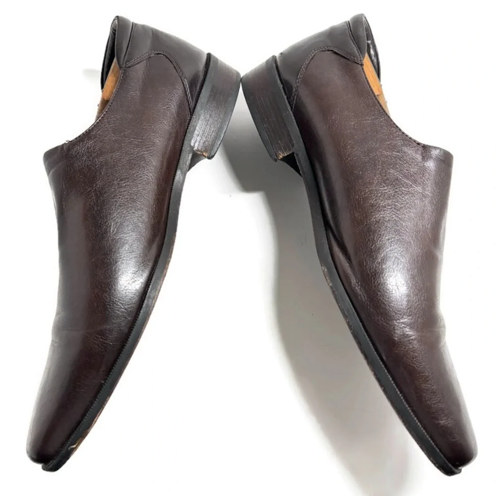 DONALD PLINER BROWN STRETCH LEATHER SLIP ON LOAFERS